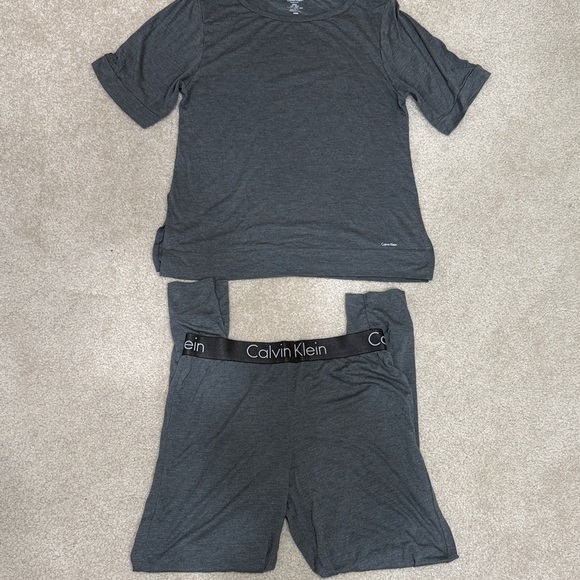 Calvin Klein Charcoal Lounge Set - Picture 1 of 5